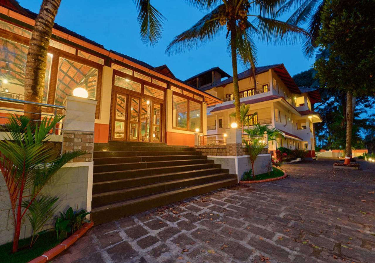 Ushasree Wayanad Heritage Premium Pool Resort By Voye Homes Ambalavayal Luaran gambar