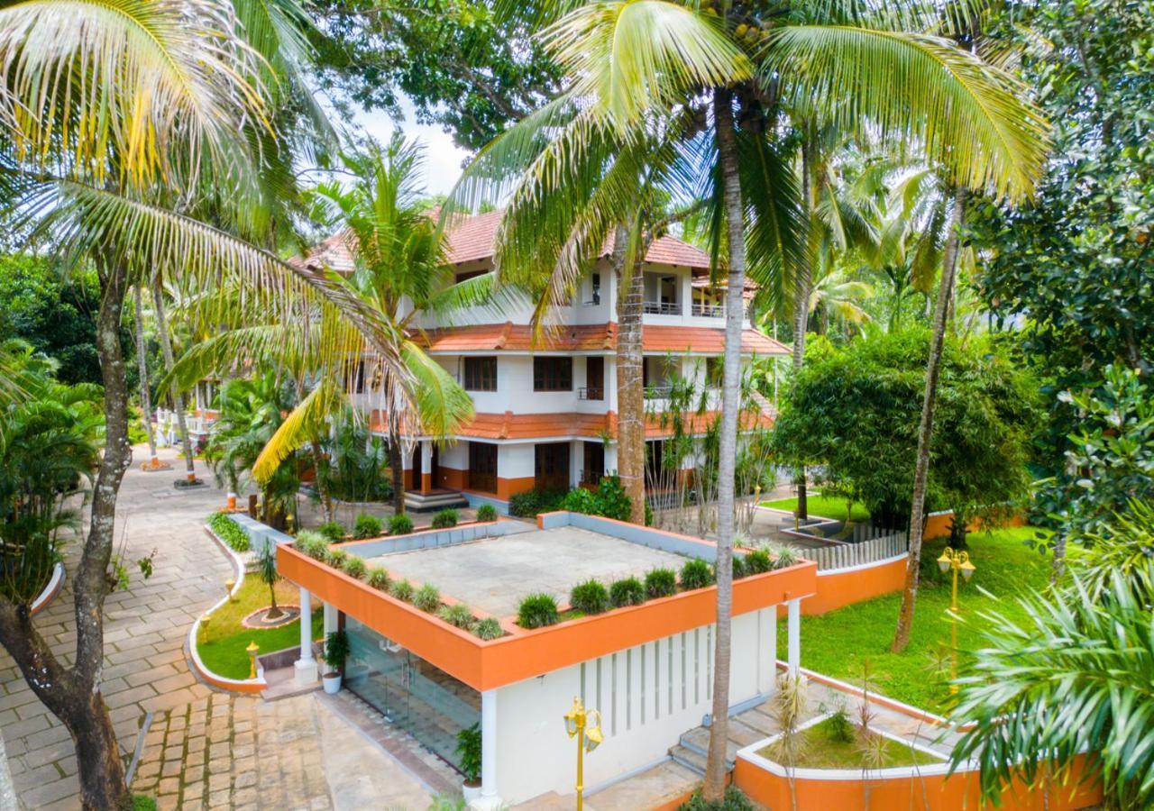 Ushasree Wayanad Heritage Premium Pool Resort By Voye Homes Ambalavayal Luaran gambar